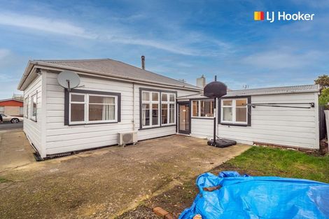 Photo of property in 8 Osmond Street, South Dunedin, Dunedin, 9012