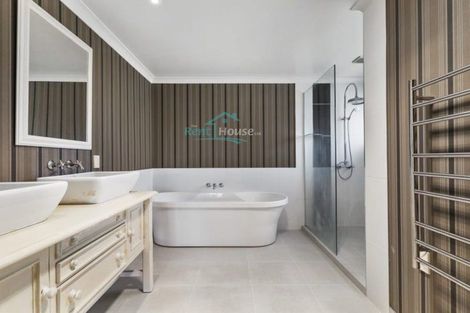 Photo of property in 816 Redoubt Road, Flat Bush, Auckland, 2019