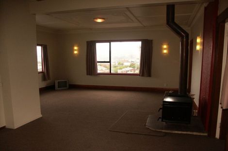 Photo of property in 1 Minto Street, Andersons Bay, Dunedin, 9013