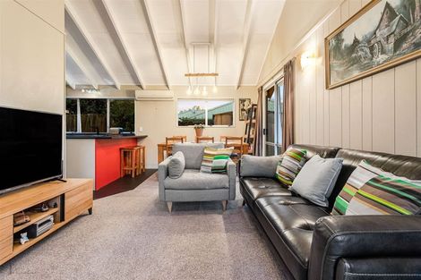 Photo of property in 8/89a Royal Road, Massey, Auckland, 0614