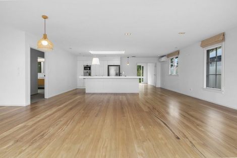 Photo of property in 7 Strowan Avenue, Fairfield, Hamilton, 3214