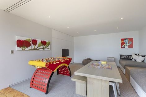 Photo of property in 65 Taumata Road, Omaha, 0986