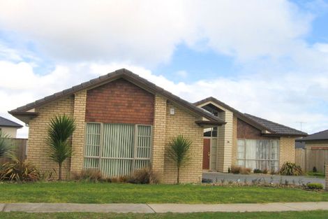 Photo of property in 12 Strundeen Close, Flat Bush, Auckland, 2016