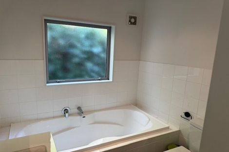 Photo of property in 1/17 Blackbridge Road, Wadestown, Wellington, 6012