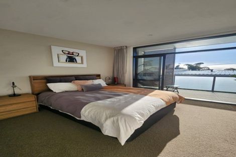 Photo of property in 10/50 Ocean View Road, Northcote, Auckland, 0627