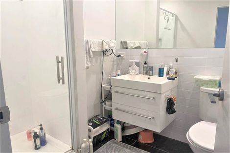 Photo of property in 15/2 Stone Street, Miramar, Wellington, 6022