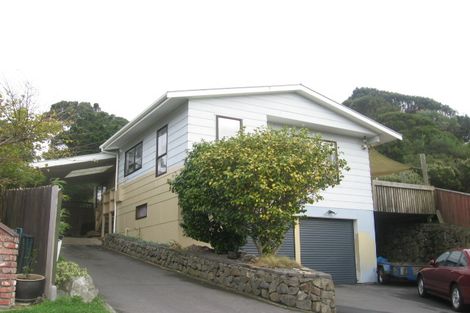 Photo of property in 22 Parkinson Close, Whitby, Porirua, 5024