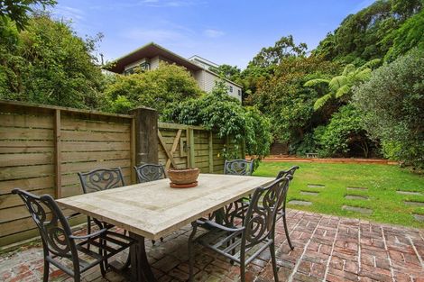 Photo of property in 8 Nepal Place, Khandallah, Wellington, 6035