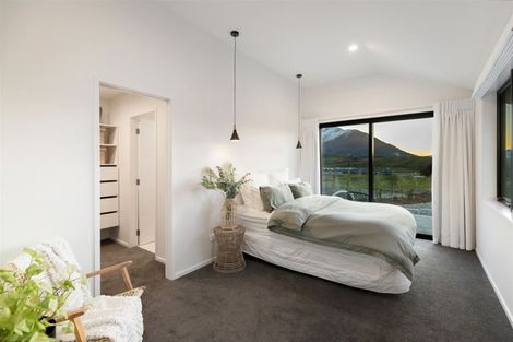 Photo of property in 11 Torridon Court, Jacks Point, Queenstown, 9371