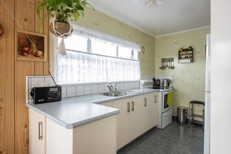 Photo of property in 12 Phillip Street, Pukekohe, 2120