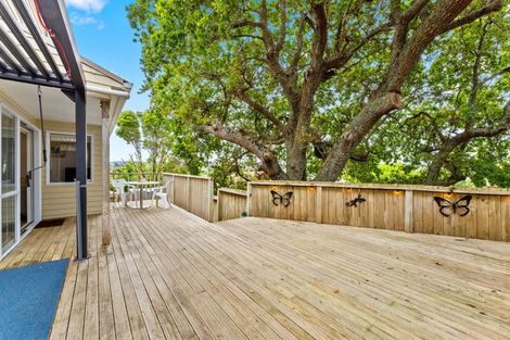 Photo of property in 23d Jelas Road, Red Beach, 0932