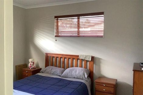 Photo of property in 10a Shepherds Road, Papakura, 2110