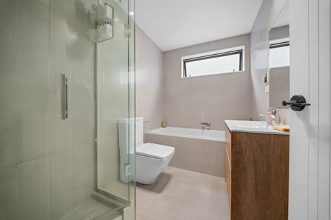 Photo of property in 4 Manahau Lane, Flat Bush, Auckland, 2019
