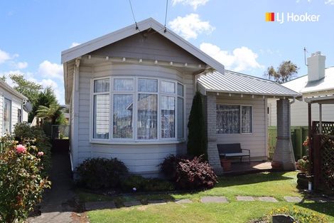 Photo of property in 48 Melbourne Street, South Dunedin, Dunedin, 9012