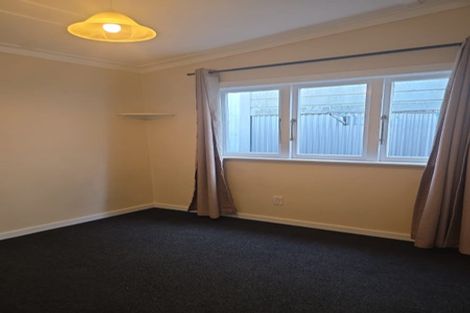 Photo of property in 2 Chaucer Road, Hospital Hill, Napier, 4110
