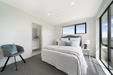 Photo of property in 8a Strid Road, Te Atatu South, Auckland, 0610