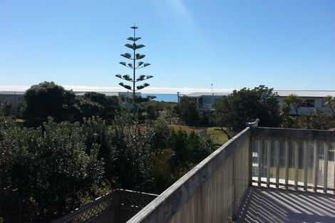 Photo of property in 257 Seaforth Road, Waihi Beach, 3611