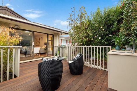 Photo of property in 1/94 Glamorgan Drive, Torbay, Auckland, 0630