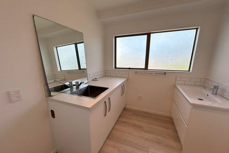 Photo of property in 18 Percy Road, Papamoa Beach, Papamoa, 3118