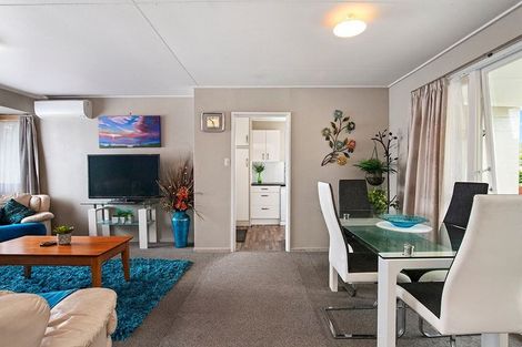 Photo of property in 39 Totara Street, Waiuku, 2123