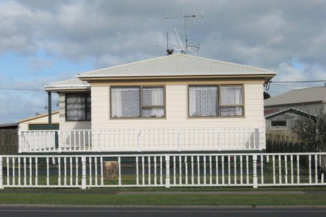 Photo of property in 607 Queen Sh25 Street, Thames, 3500