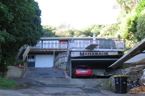 Photo of property in 136 Motuhara Road, Plimmerton, Porirua, 5026