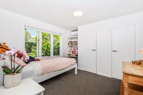 Photo of property in 3 Derby Street, Devonport, Auckland, 0624