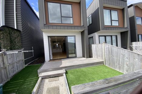 Photo of property in 6 Parahau Road, Papakura, 2110