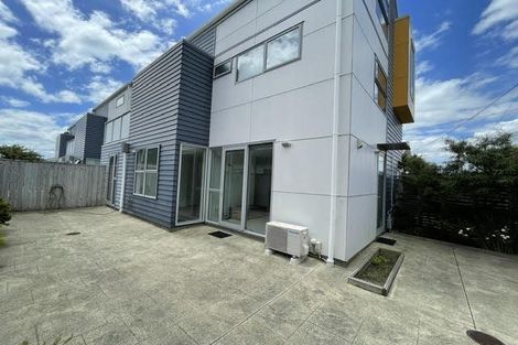 Photo of property in 105 Rongotai Road, Kilbirnie, Wellington, 6022