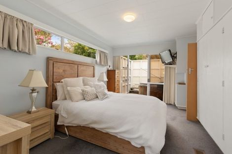 Photo of property in 8 Whites Line West, Woburn, Lower Hutt, 5010