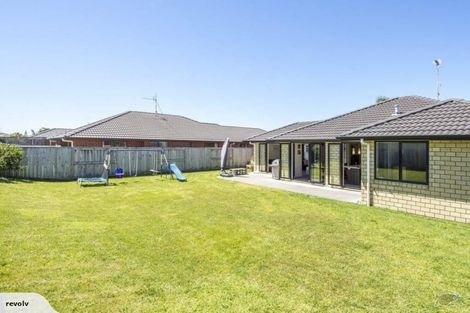 Photo of property in 72 Carrington Drive, Papamoa Beach, Papamoa, 3118