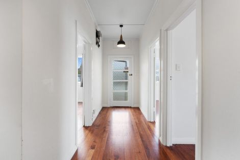 Photo of property in 97 Niblett Street, Whanganui, 4500