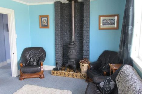 Photo of property in 15 Coronation Street, Waimate, 7924
