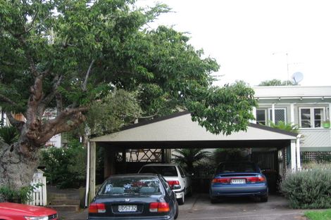 Photo of property in 51 Seaview Terrace, Mount Albert, Auckland, 1025