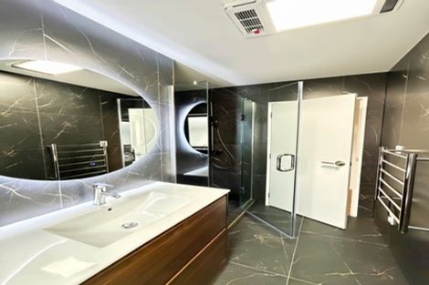 Photo of property in 1/2145 Great North Road, Avondale, Auckland, 0600
