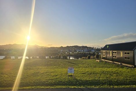 Photo of property in 106 Takapu Close, Matarangi, 3592