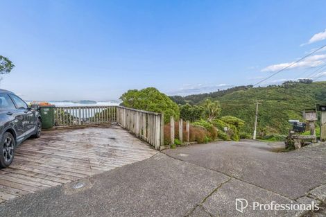 Photo of property in 7 Titiro Moana Road, Korokoro, Lower Hutt, 5012