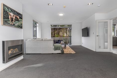 Photo of property in 35 Endeavour Drive, Whitby, Porirua, 5024