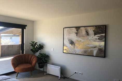 Photo of property in 35 Minaret Ridge, Wanaka, 9305
