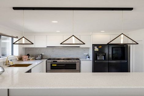 Photo of property in 30 Ruru Street, Cambridge, 3434