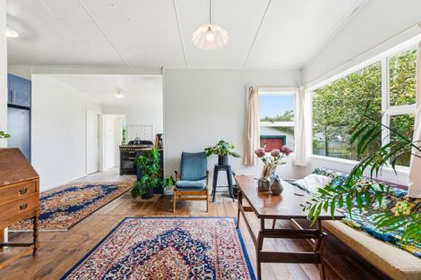 Photo of property in 2 Cambridge Street, Pahiatua, 4910