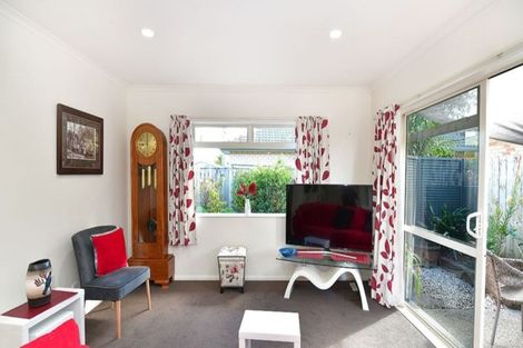 Photo of property in 29 Dan Tori Place, Orewa, 0931