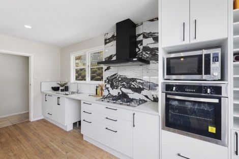 Photo of property in 19 John Street, Stokes Valley, Lower Hutt, 5019