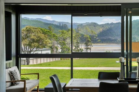 Photo of property in 18 Pinnacles Lane, Pauanui, 3579