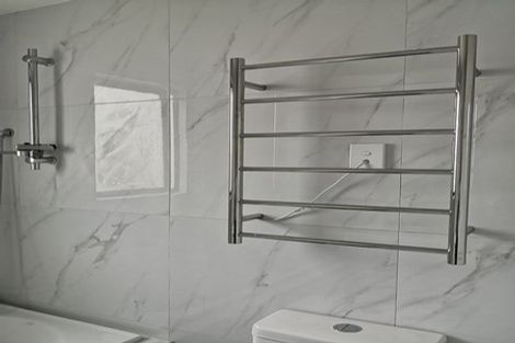 Photo of property in 9b Poruru Close, Papakura, 2110