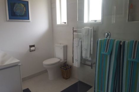 Photo of property in 69 Karewa Parade, Papamoa Beach, Papamoa, 3118