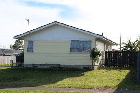 Photo of property in 44 Cottingham Crescent, Mangere East, Auckland, 2024