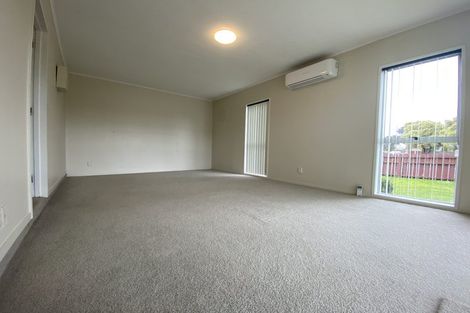 Photo of property in 6 Chichester Drive, Rosehill, Papakura, 2113