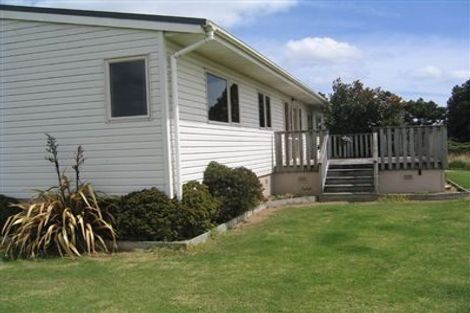 Photo of property in 37 Te Pua School Road, Helensville, 0875