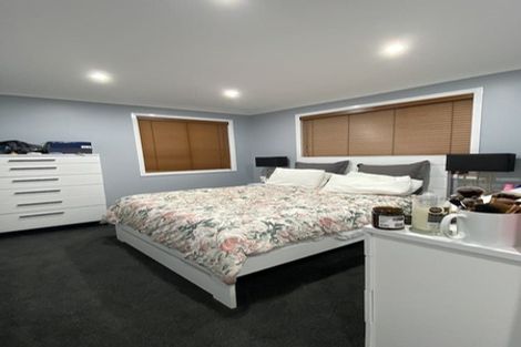 Photo of property in 17 Mcgowan Road, Wainuiomata, Lower Hutt, 5014